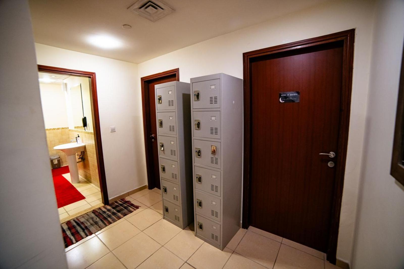 Lunar Hostel - Jbr Dubaj Kültér fotó