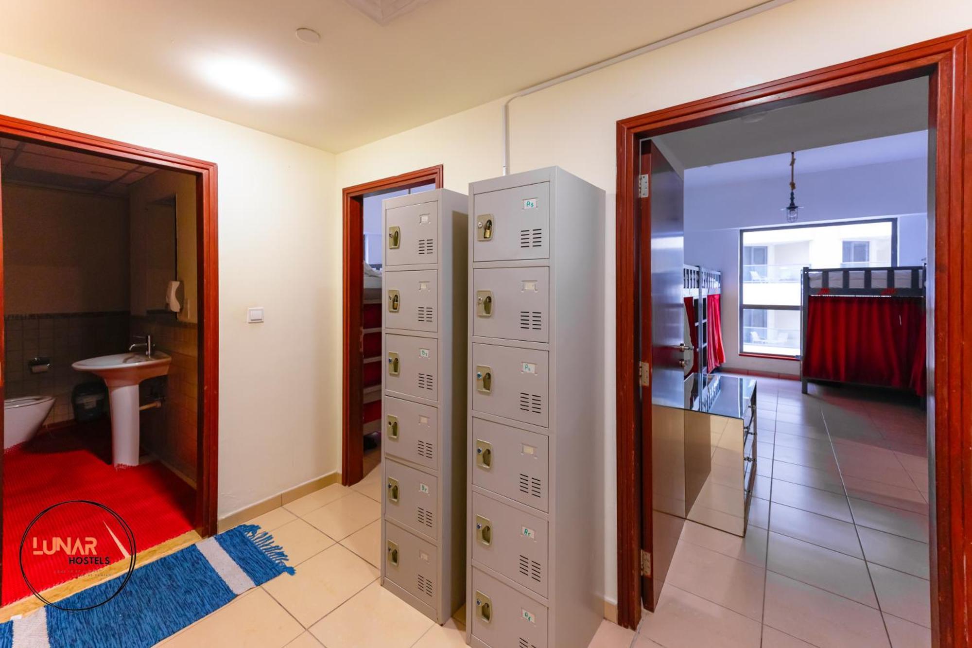 Lunar Hostel - Jbr Dubaj Kültér fotó